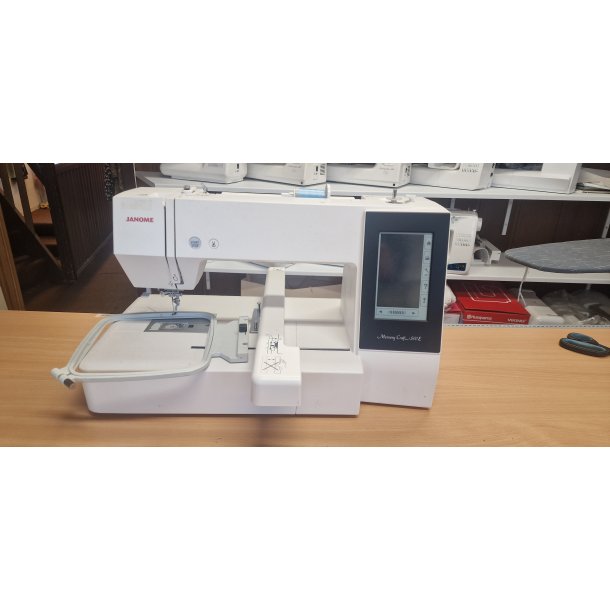 JANOME Memory Craft 500E DEMO/UDSTILLINGSMODEL