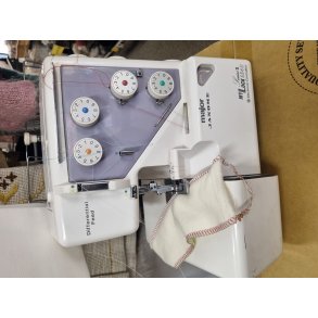 Janome Major Mylock 536D