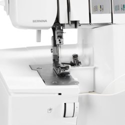 BERNINA L 450 OVERLOCKER 