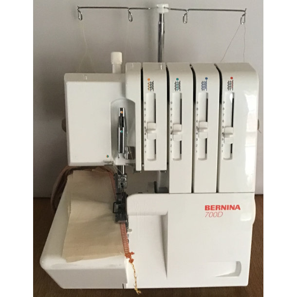 Lettere brugt Bernina 700D