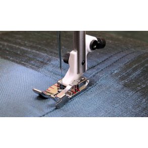 Husqvarna Viking Kantstikningsfod m/lineal i hjre side