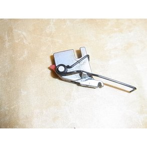 Trykfodsholder Huskylock 905/910